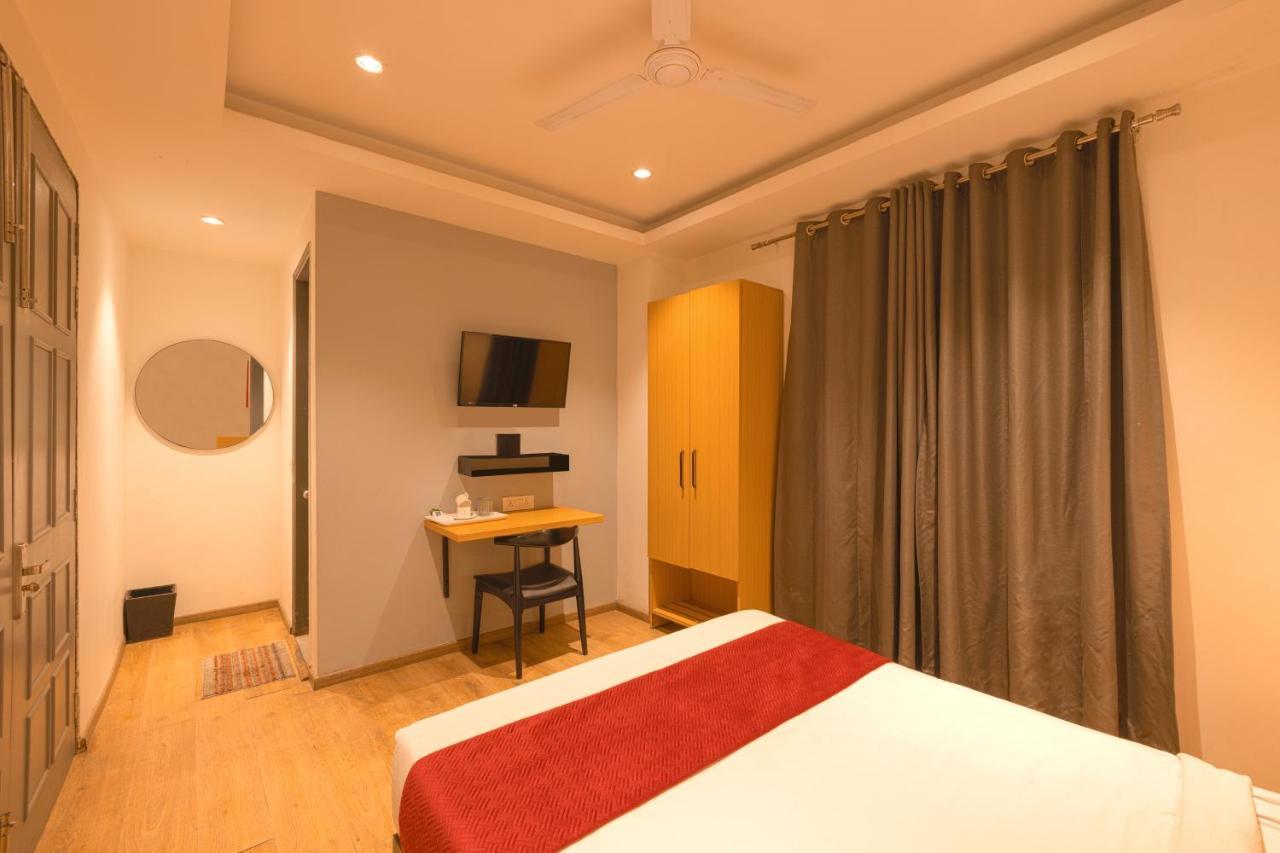 The Grand Tashree At Delhi Airport Hotel New Delhi Exterior photo