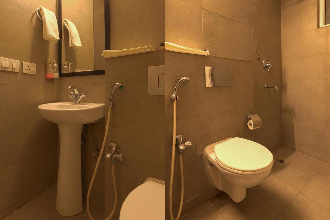 The Grand Tashree At Delhi Airport Hotel New Delhi Exterior photo